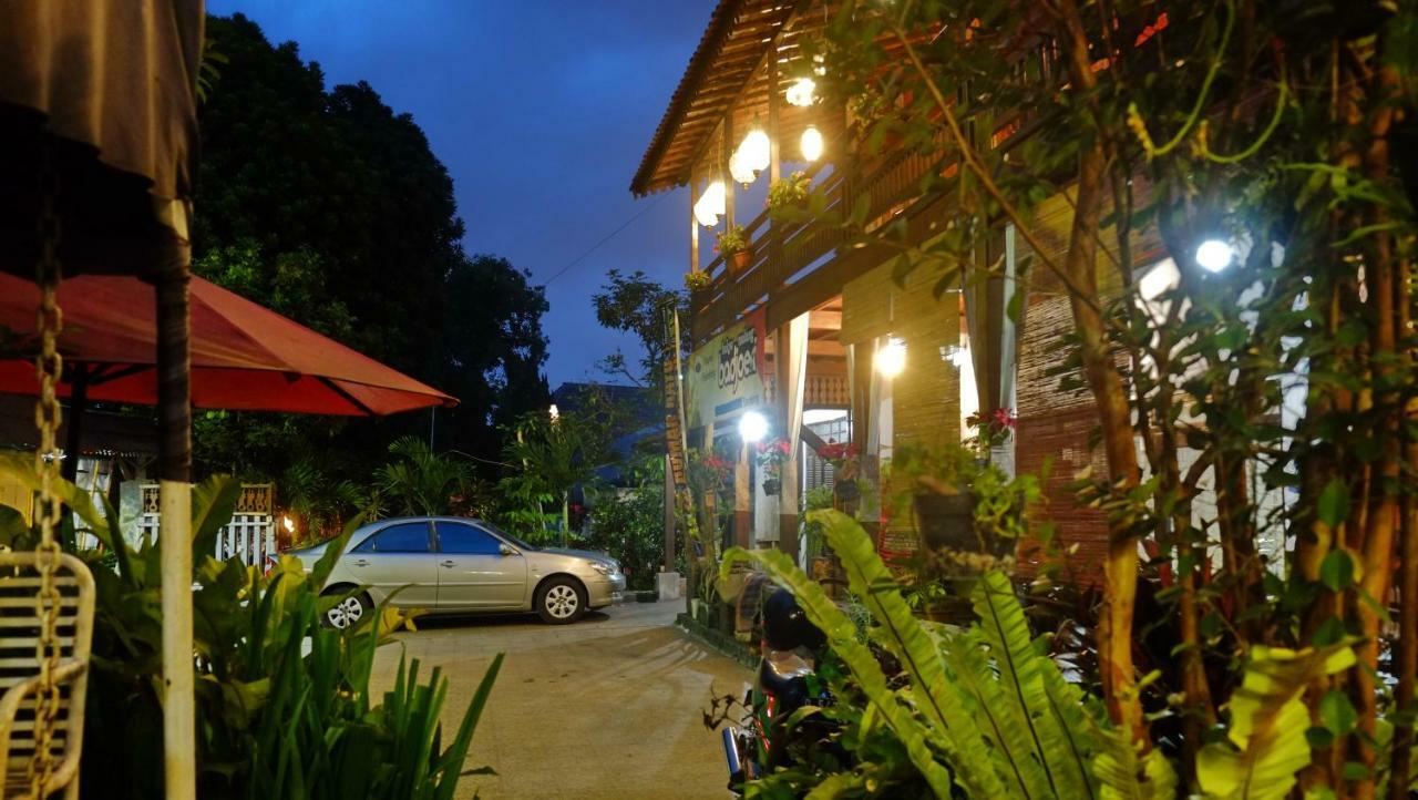 Badjoeri Ethnic Wooden Homestay Bandung Dış mekan fotoğraf