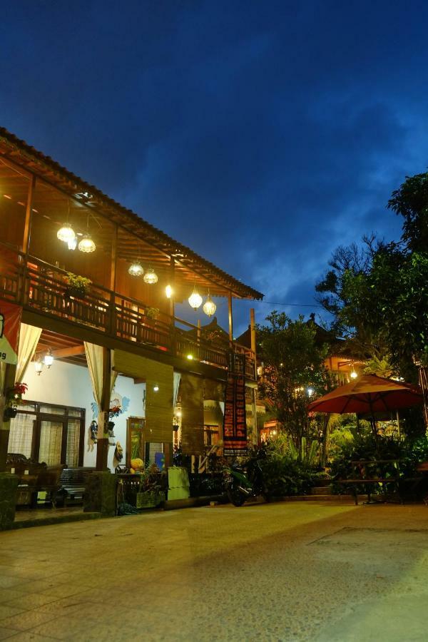 Badjoeri Ethnic Wooden Homestay Bandung Dış mekan fotoğraf