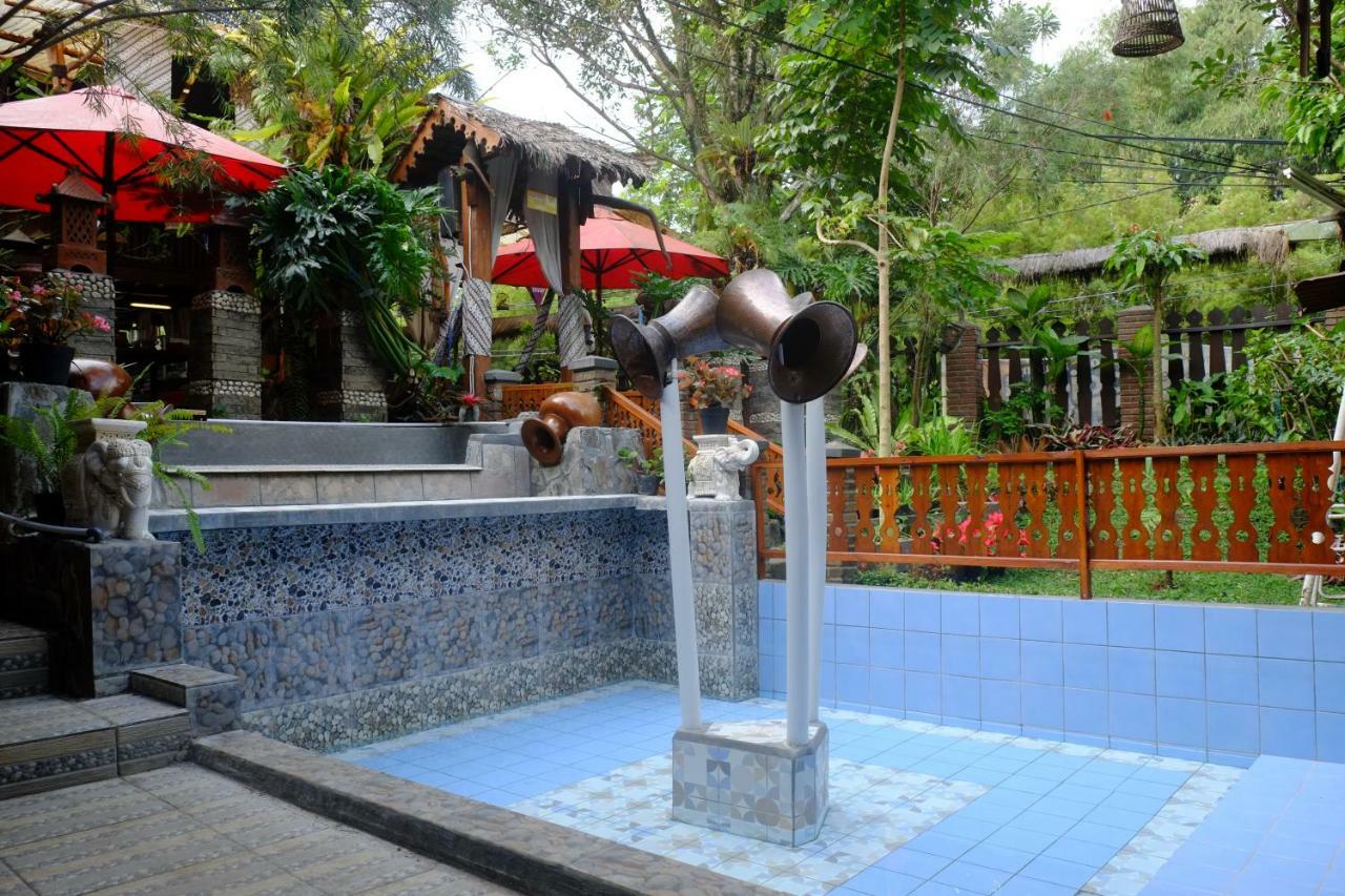 Badjoeri Ethnic Wooden Homestay Bandung Dış mekan fotoğraf